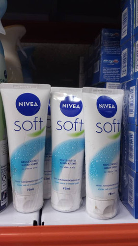 کرم مرطوب کننده دست و صورت نیوا soft